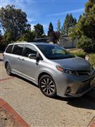 2018 Toyota Sienna 