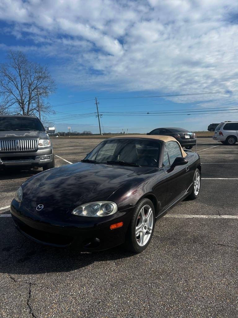 2005 Mazda MX-5 Miata CLOTH