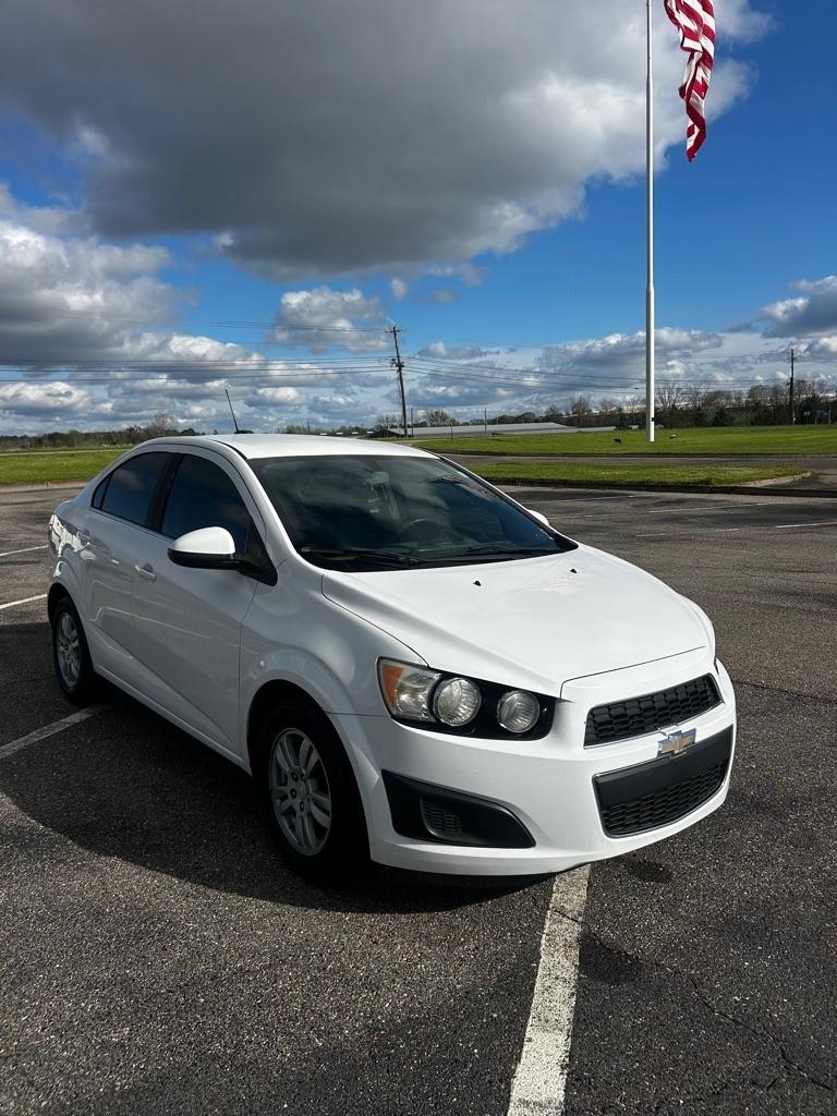 2016 Chevrolet Sonic LT AUTO