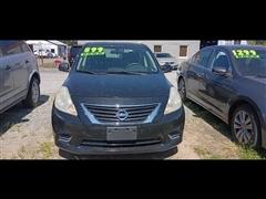 2013 Nissan Versa 