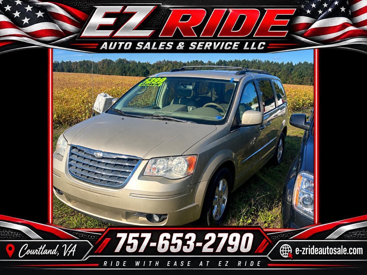 Chrysler Town & Country 4dr Wgn Touring 2010