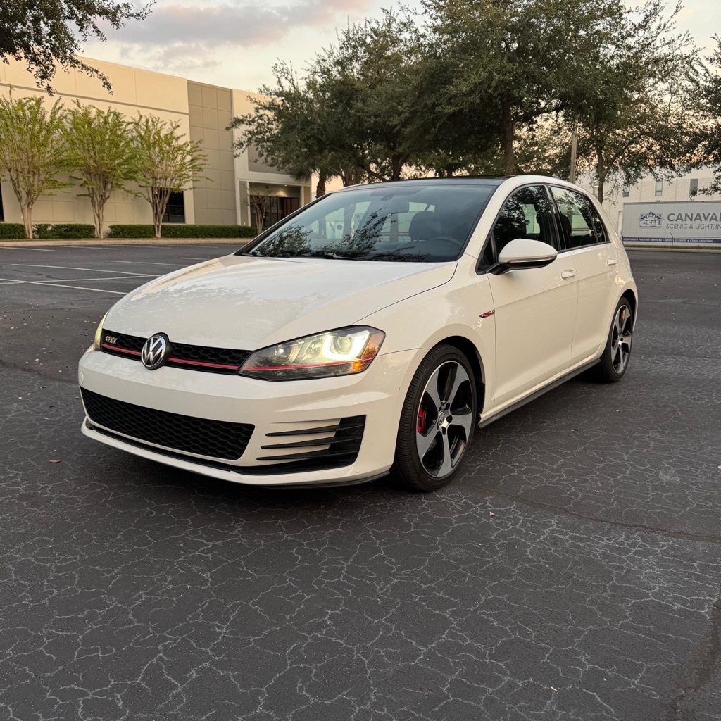 2015 Volkswagen Golf GTI SE