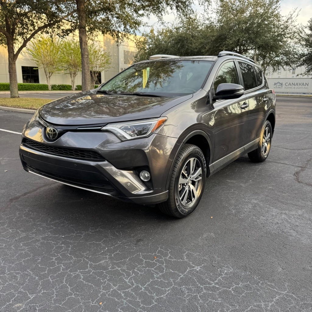 2018 Toyota RAV4 XLE FWD