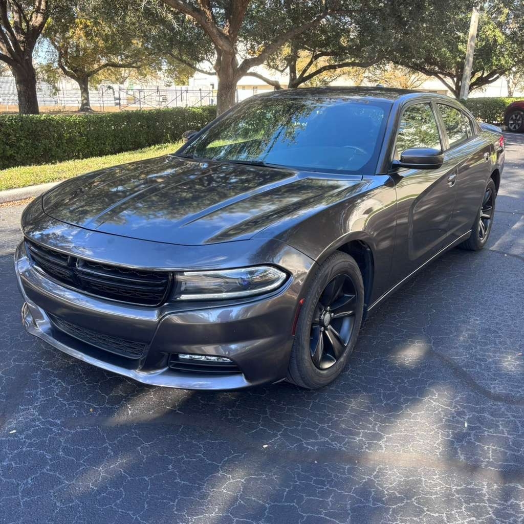 2016 Dodge Charger SXT