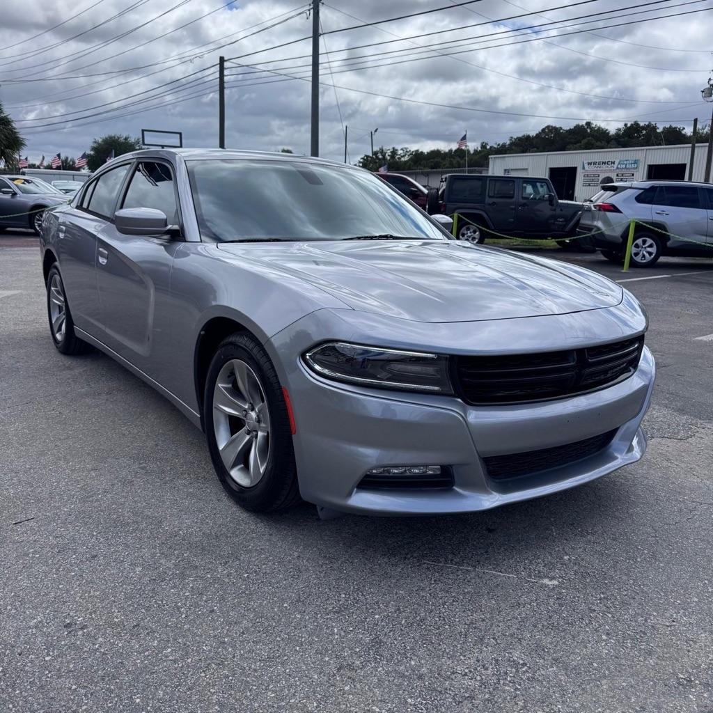 Dodge Charger photo 3
