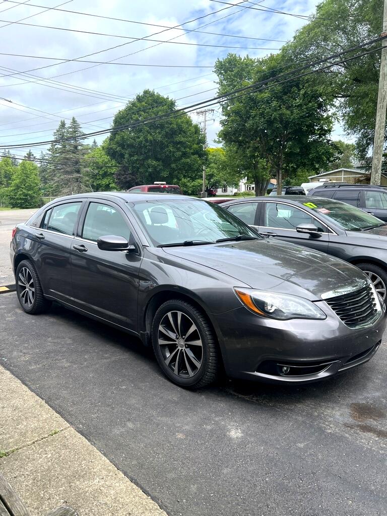 2014 Chrysler 200