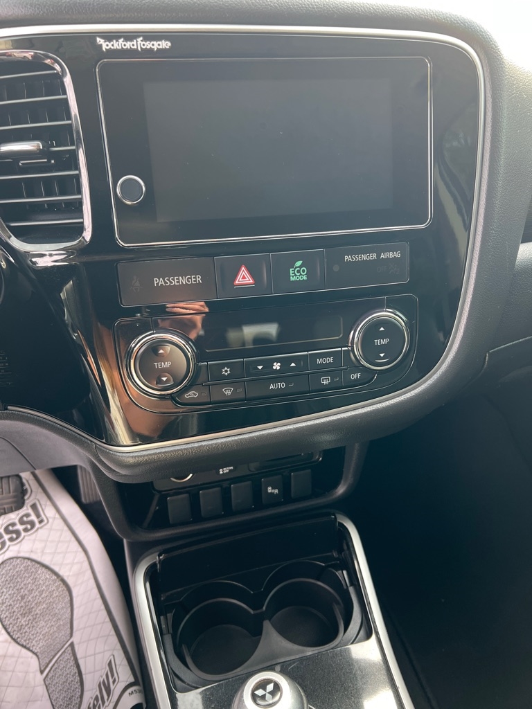 2017 Mitsubishi Outlander GT S-AWC photo 7