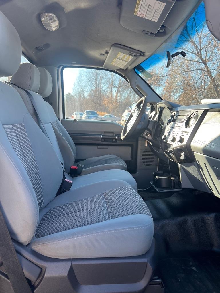 Ford F-550 Regular Cab DRW 2WD 2014