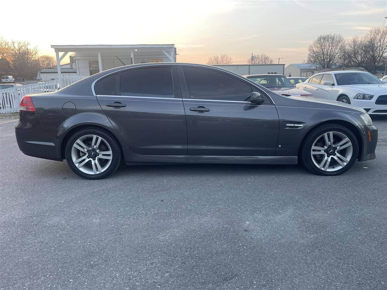 Pontiac G8  2009