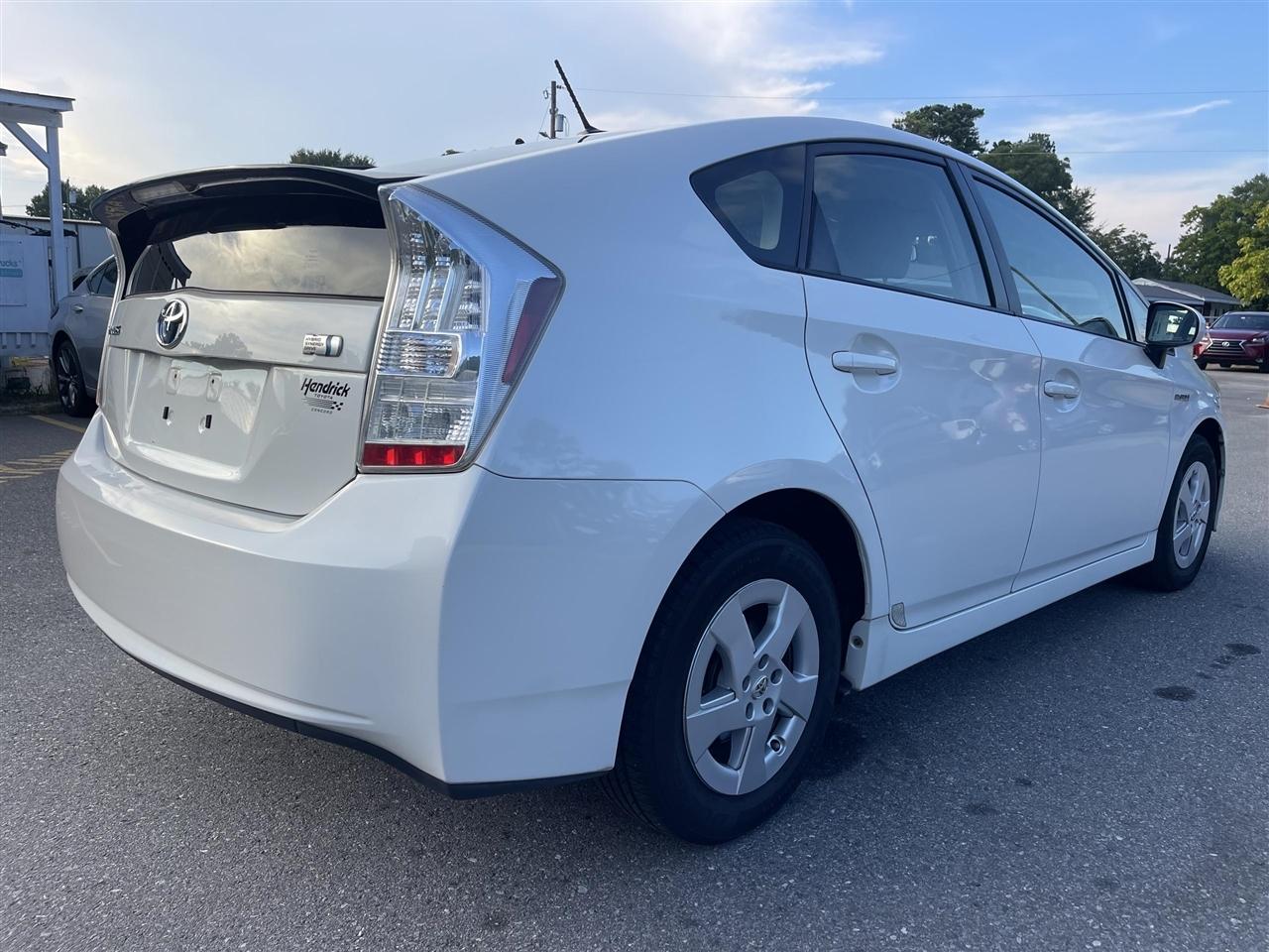 Toyota Prius  2010