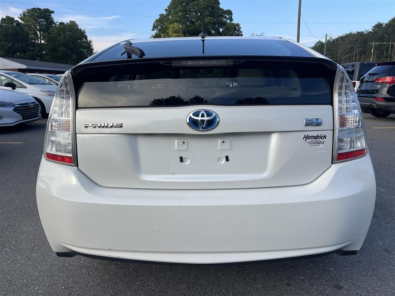Toyota Prius  2010