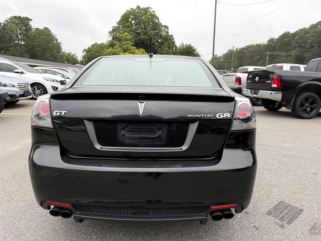 Pontiac G8  2009 Pontiac G8  2009