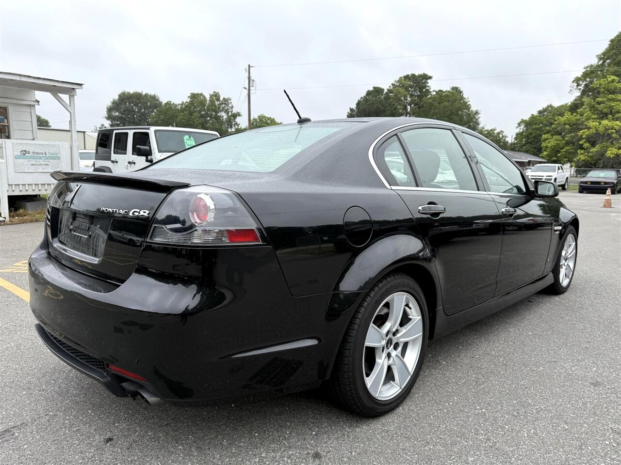 Pontiac G8  2009 Pontiac G8  2009