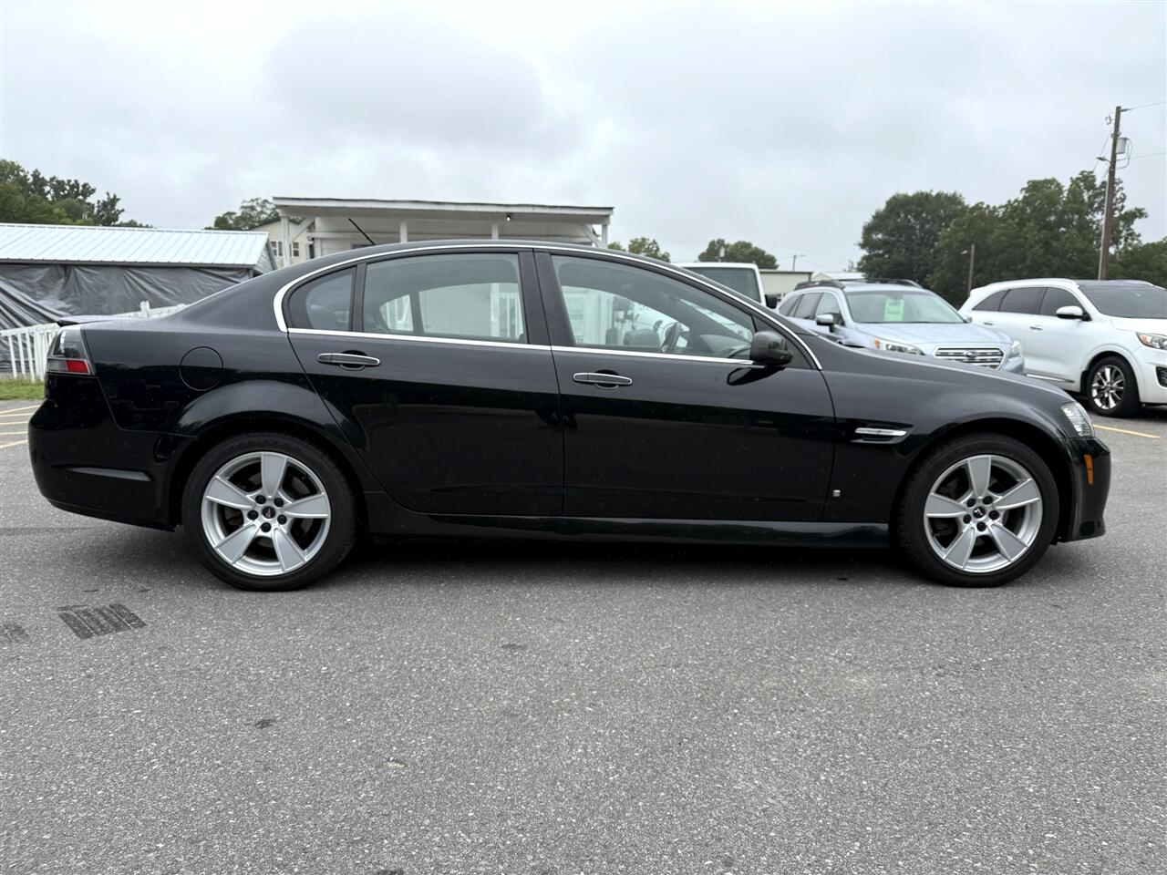 Pontiac G8  2009 Pontiac G8  2009