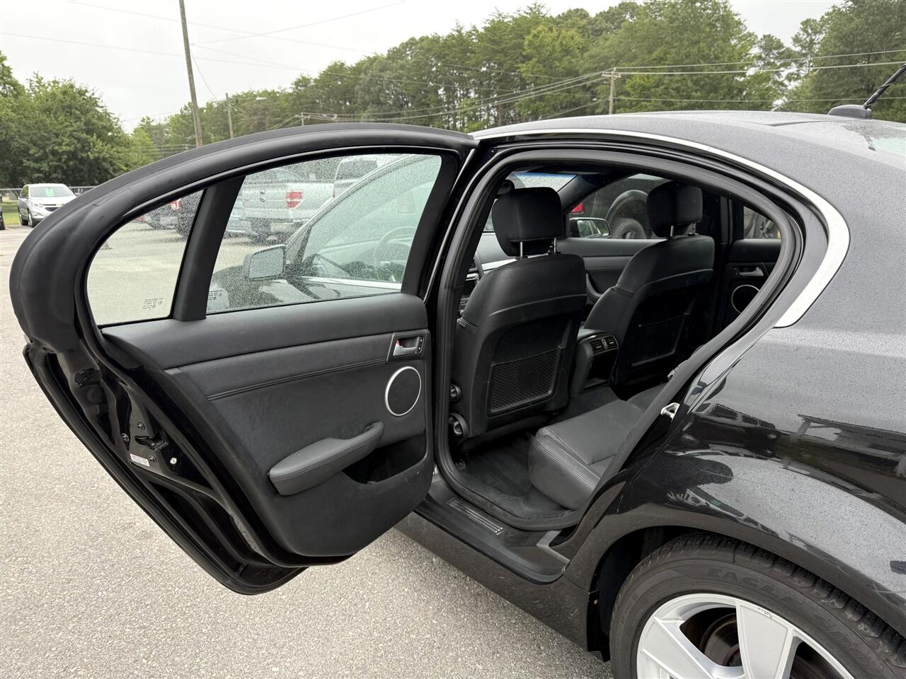 Pontiac G8  2009 Pontiac G8  2009