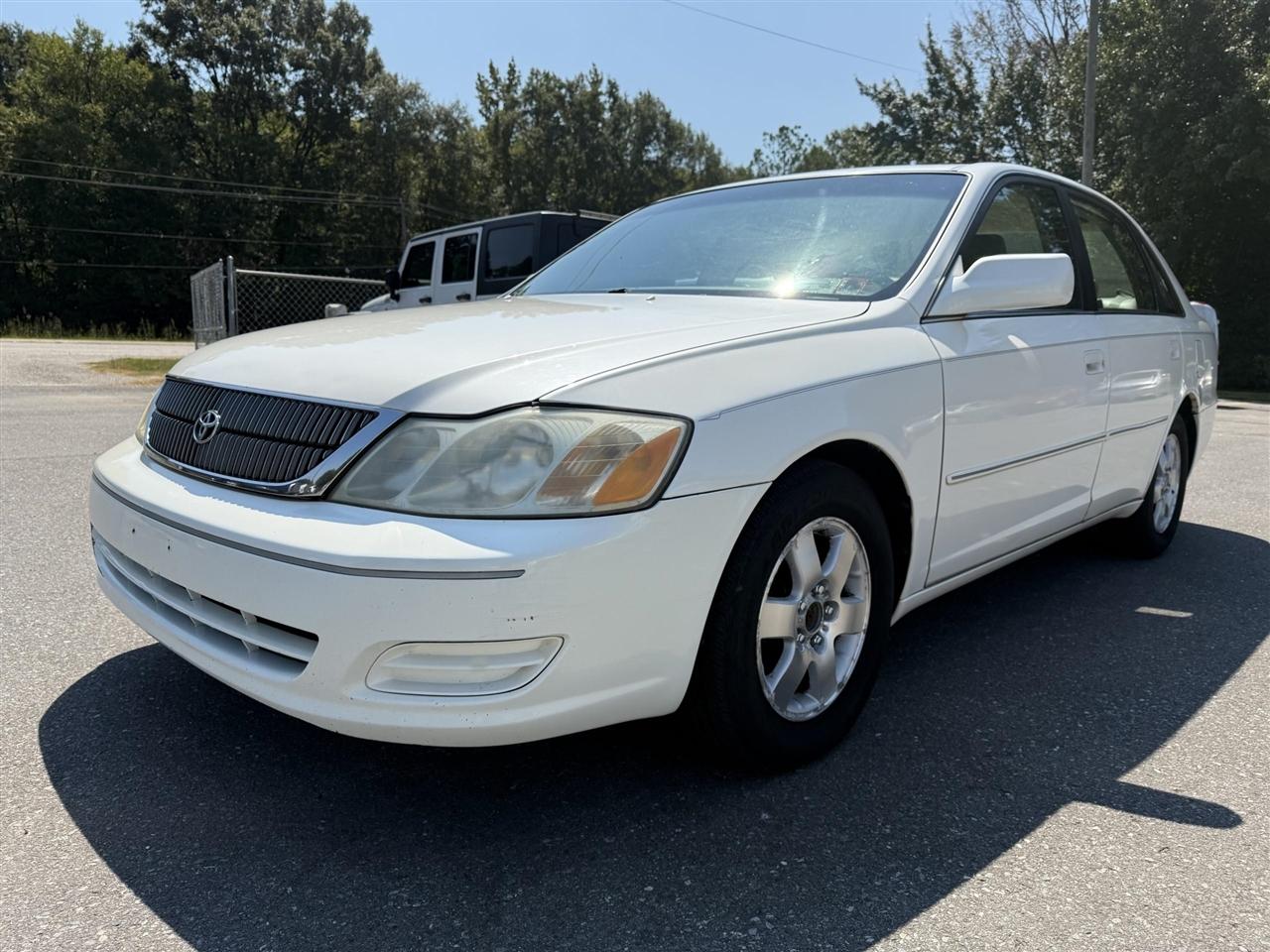 Toyota Avalon  2002