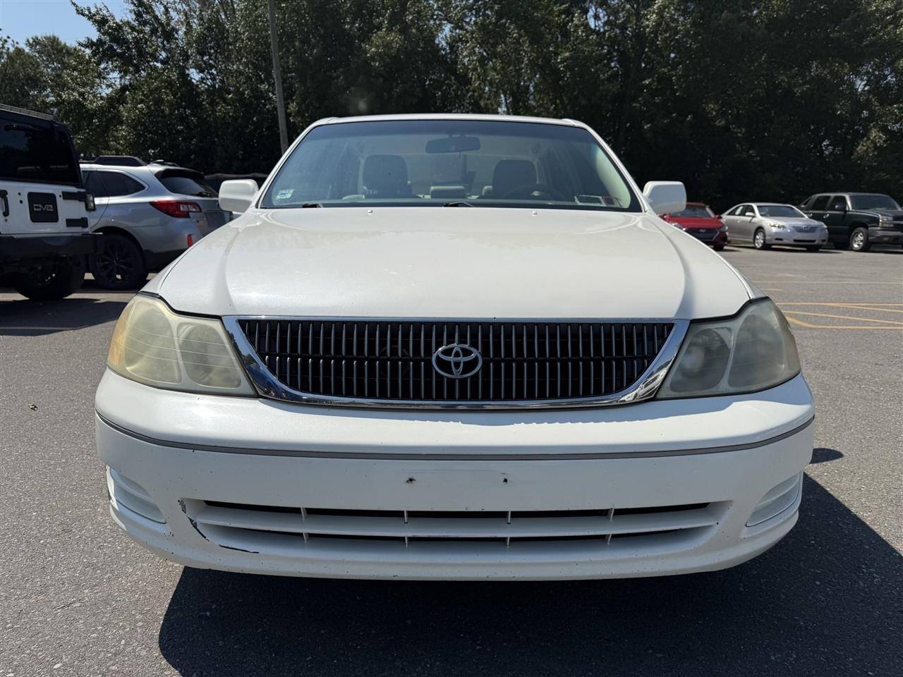 Toyota Avalon  2002