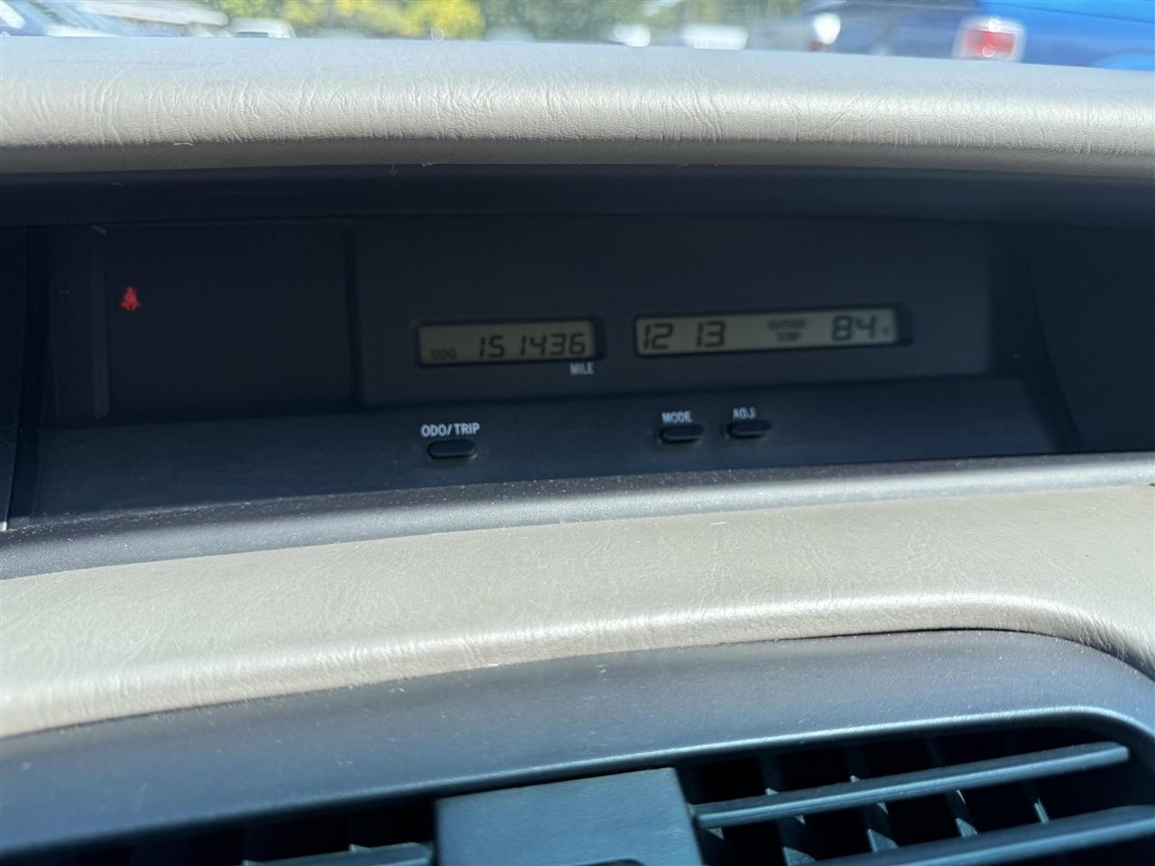 Toyota Avalon  2002