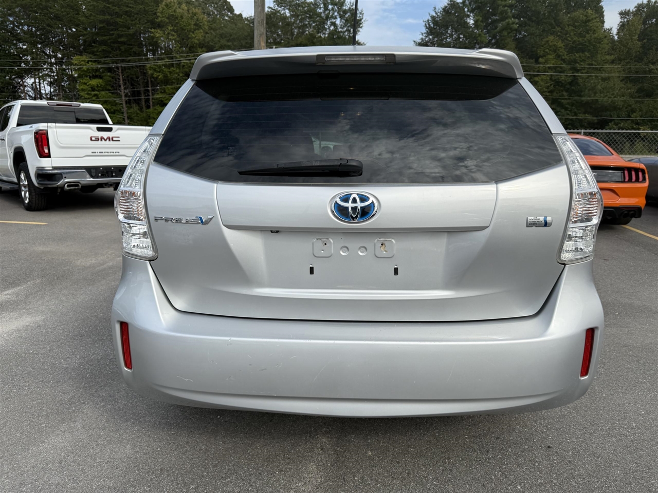 Toyota Prius V  2013 Toyota Prius V  2013