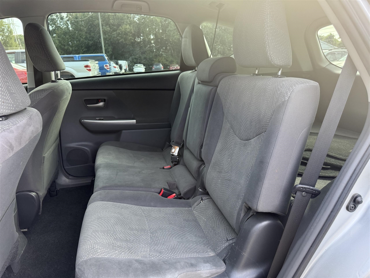 Toyota Prius V  2013 Toyota Prius V  2013