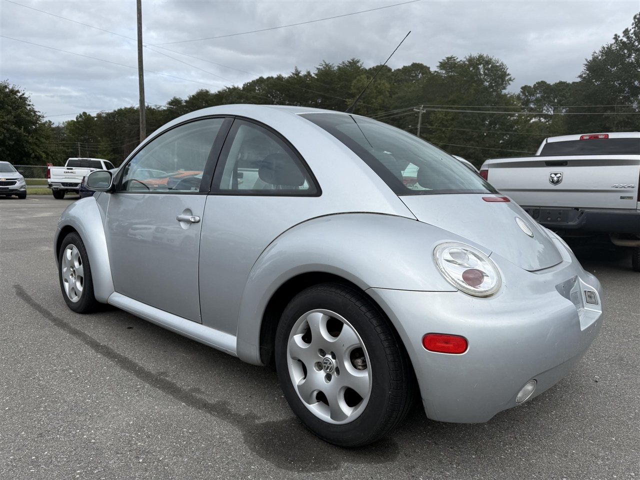 Volkswagen New Beetle  2003 Volkswagen New Beetle  2003