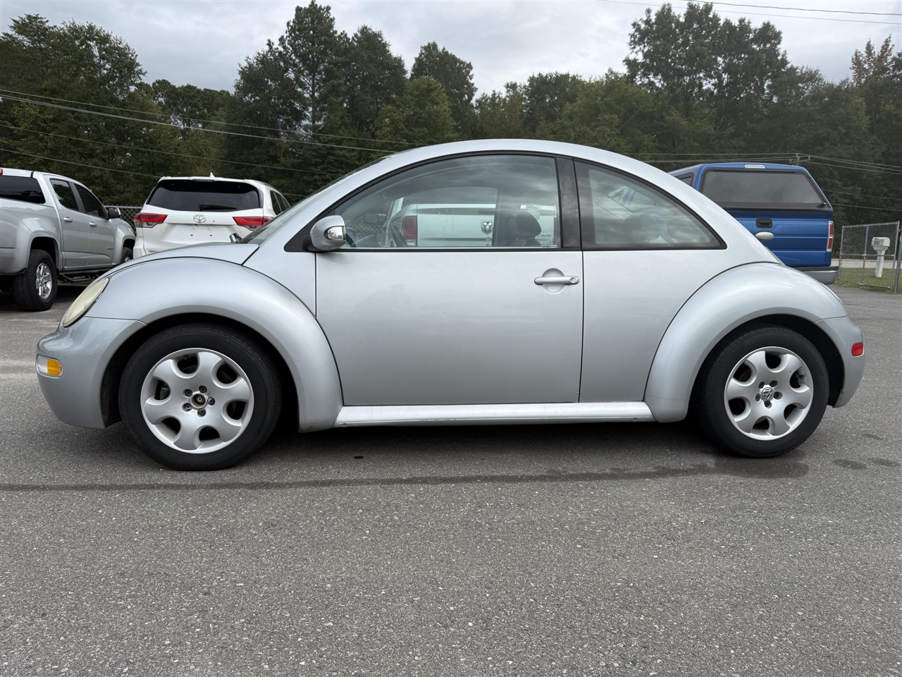 Volkswagen New Beetle  2003 Volkswagen New Beetle  2003