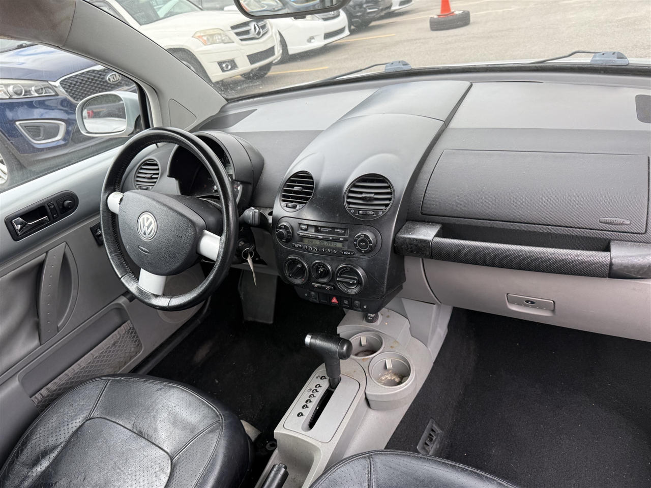 Volkswagen New Beetle  2003 Volkswagen New Beetle  2003