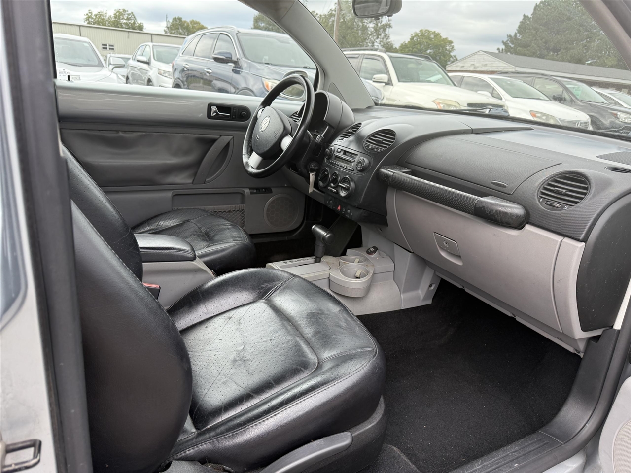 Volkswagen New Beetle  2003 Volkswagen New Beetle  2003