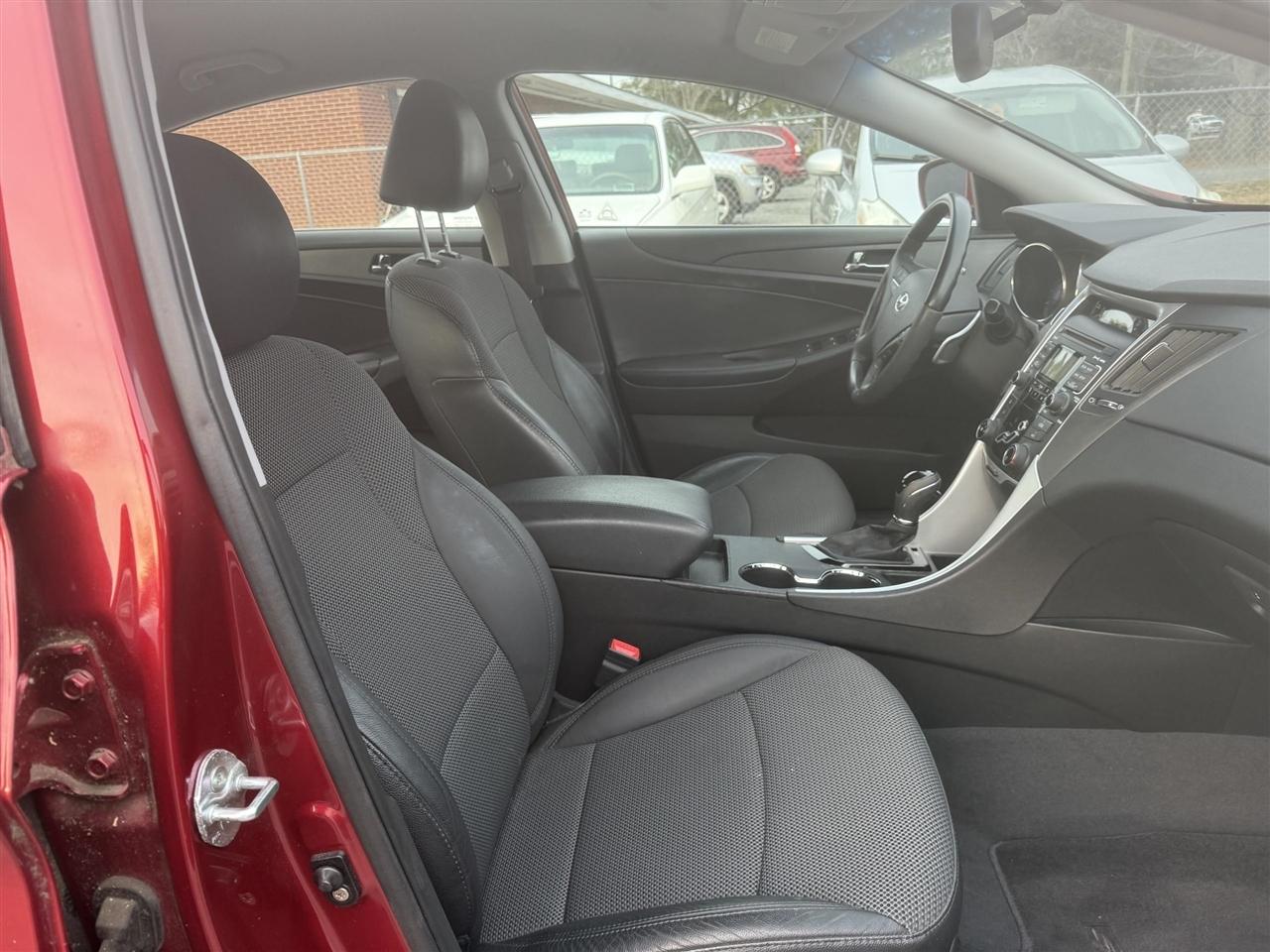 Hyundai Sonata  2011