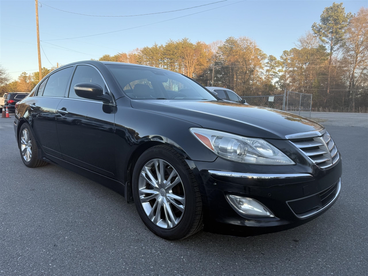 Hyundai Genesis  2012