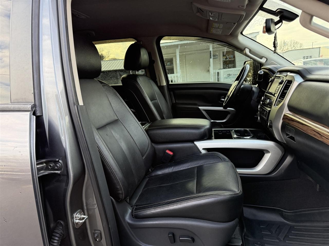 Nissan Titan XD  2018