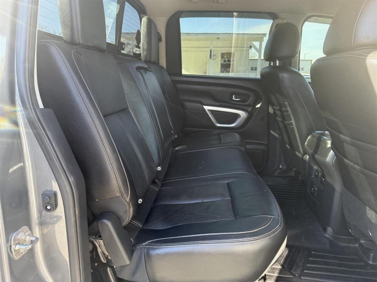 Nissan Titan XD  2018