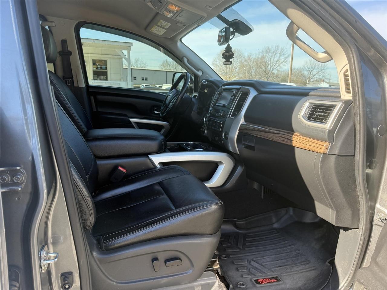 Nissan Titan XD  2018