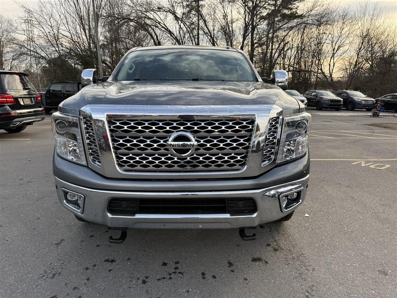 Nissan Titan XD  2018