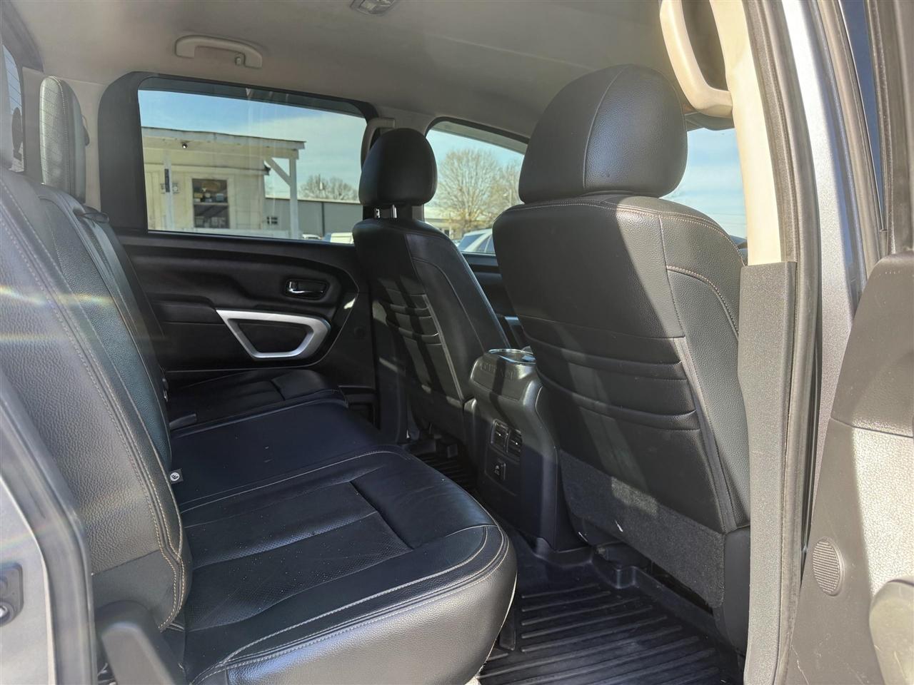 Nissan Titan XD  2018