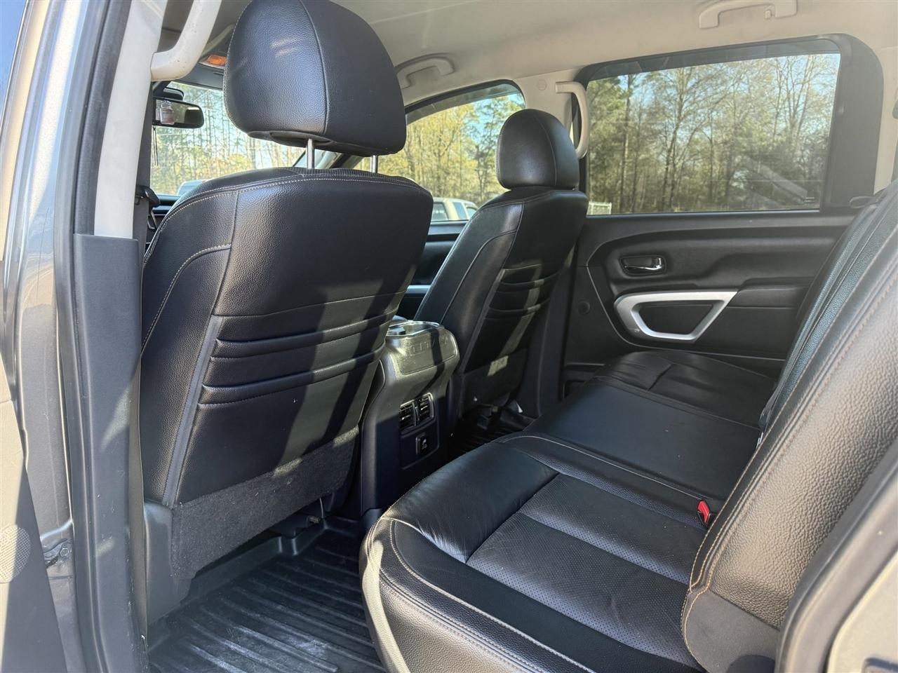 Nissan Titan XD  2018