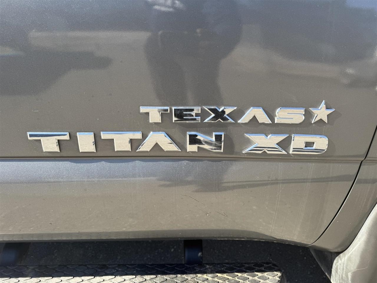 Nissan Titan XD  2018