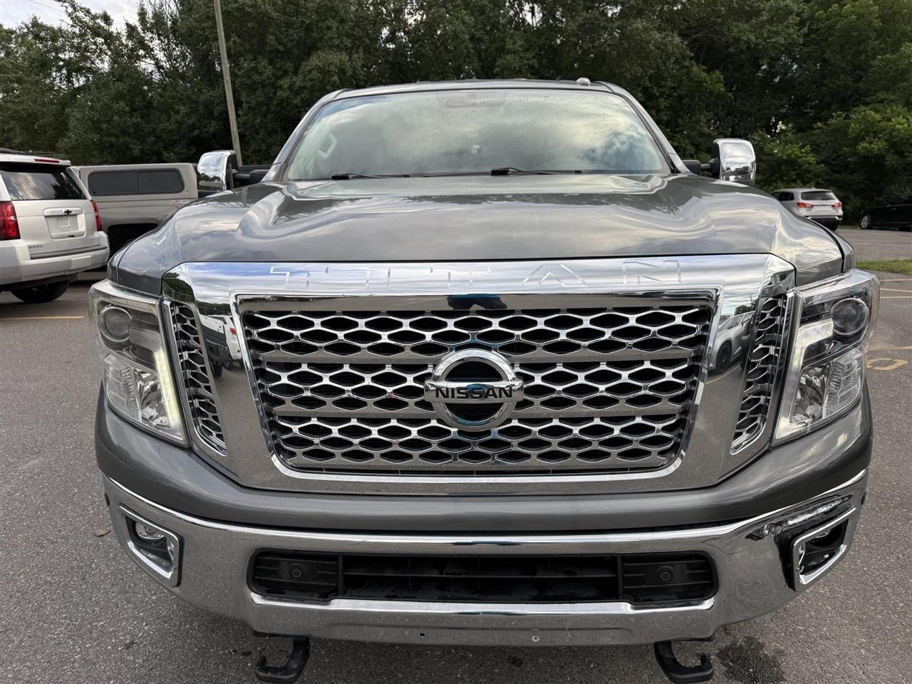 Nissan Titan XD  2018