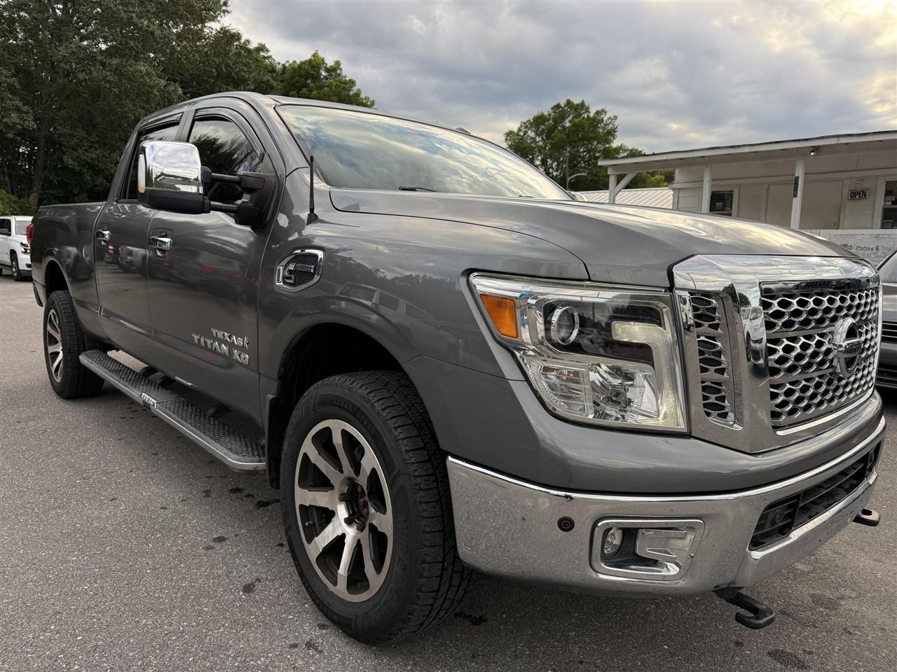 Nissan Titan XD  2018