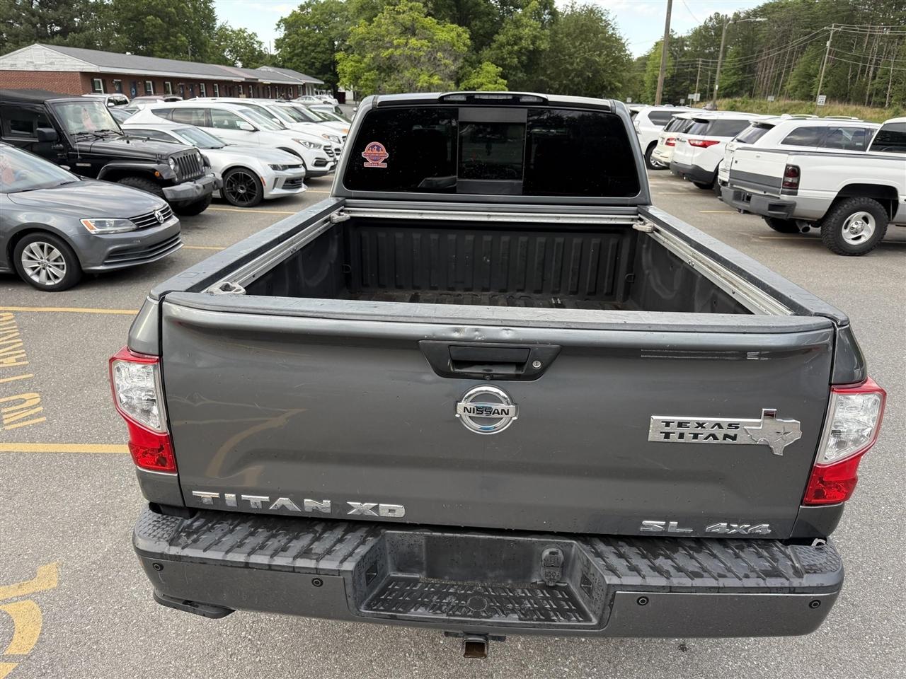 Nissan Titan XD  2018