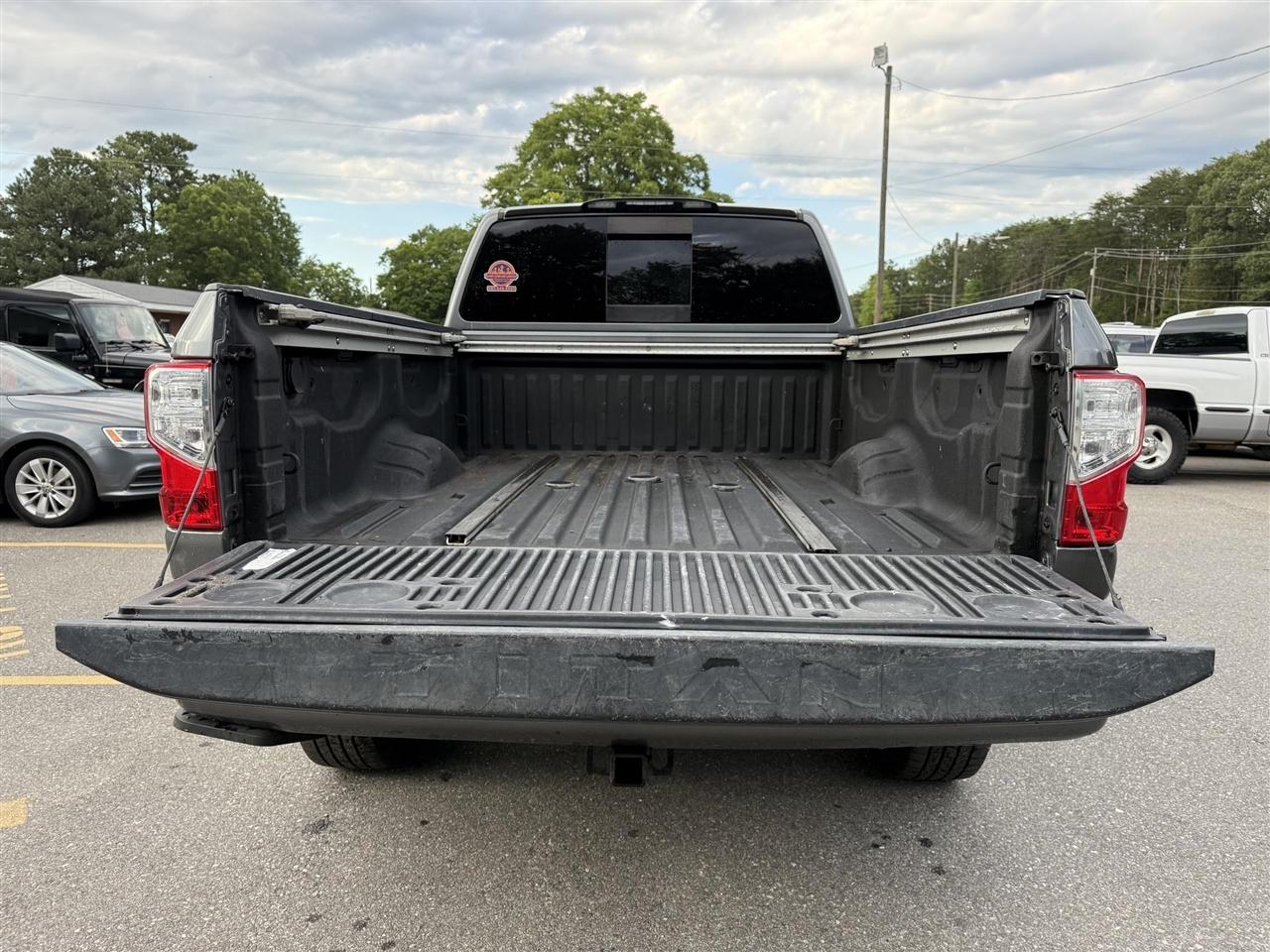 Nissan Titan XD  2018