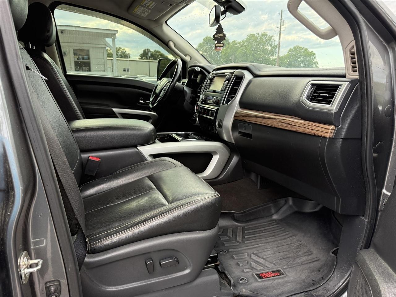 Nissan Titan XD  2018