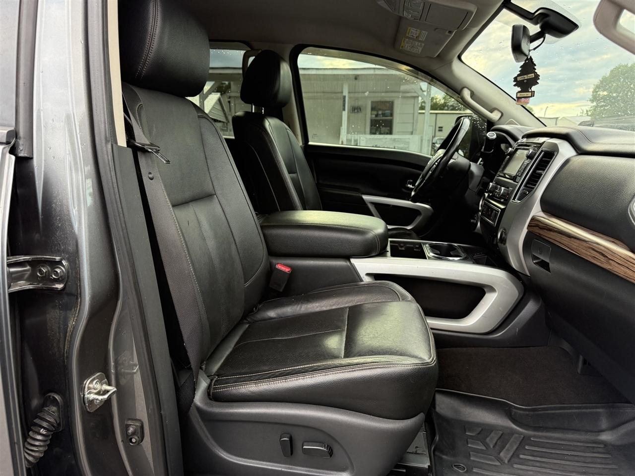 Nissan Titan XD  2018