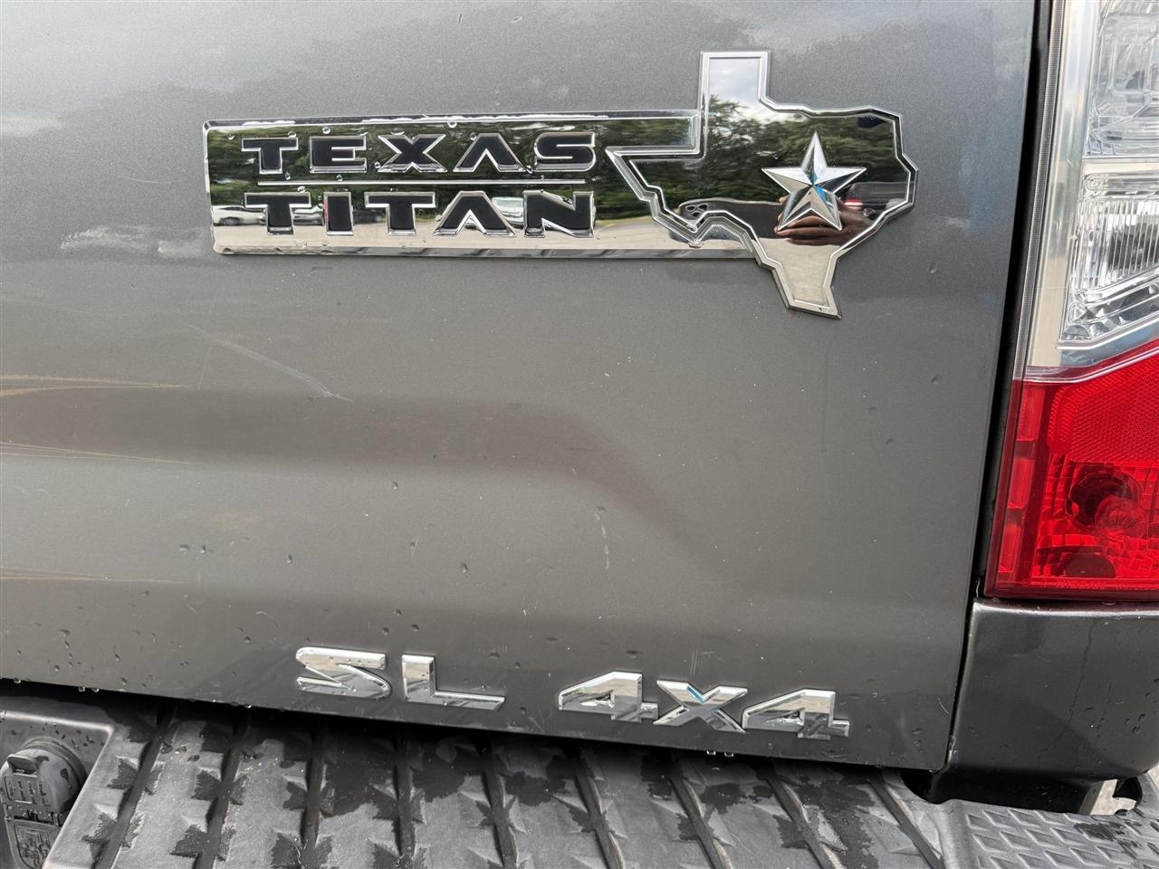 Nissan Titan XD  2018