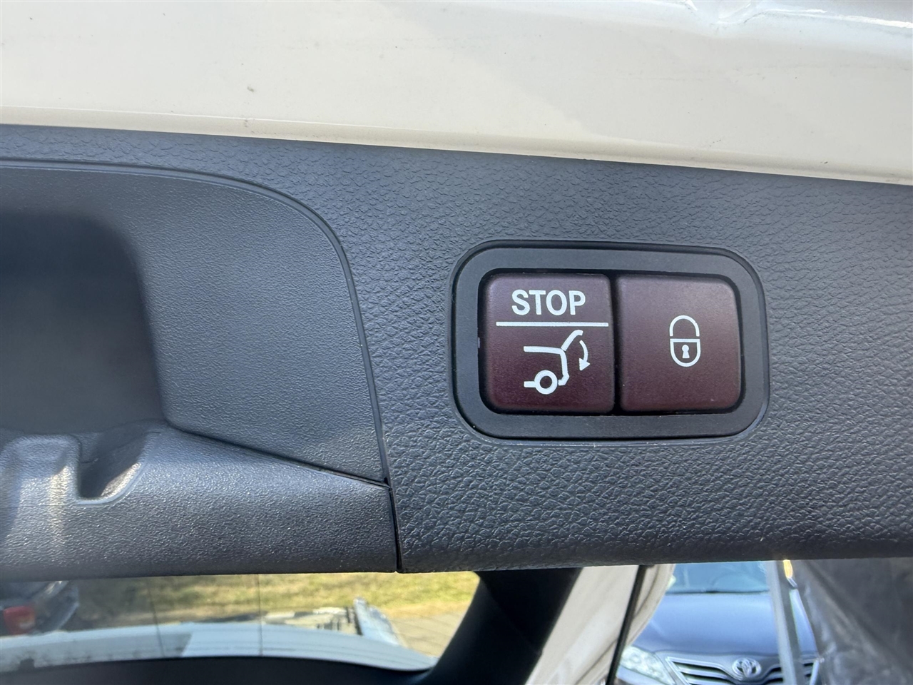 Mercedes-Benz GLC-Class  2019