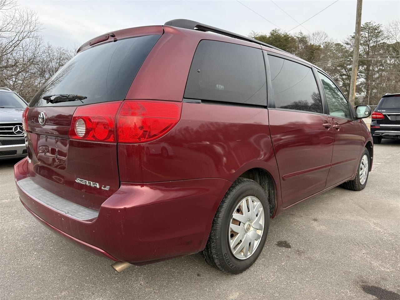 Toyota Sienna  2008