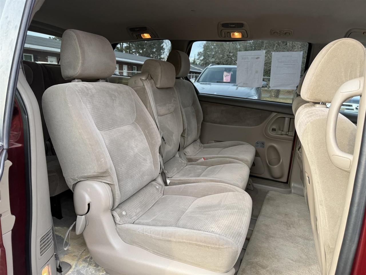 Toyota Sienna  2008