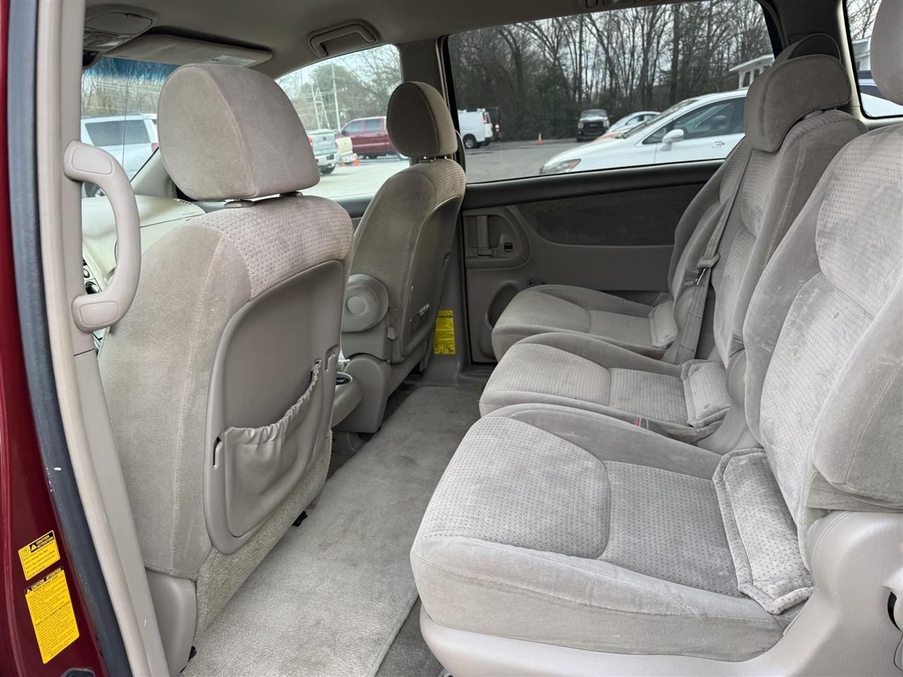 Toyota Sienna  2008
