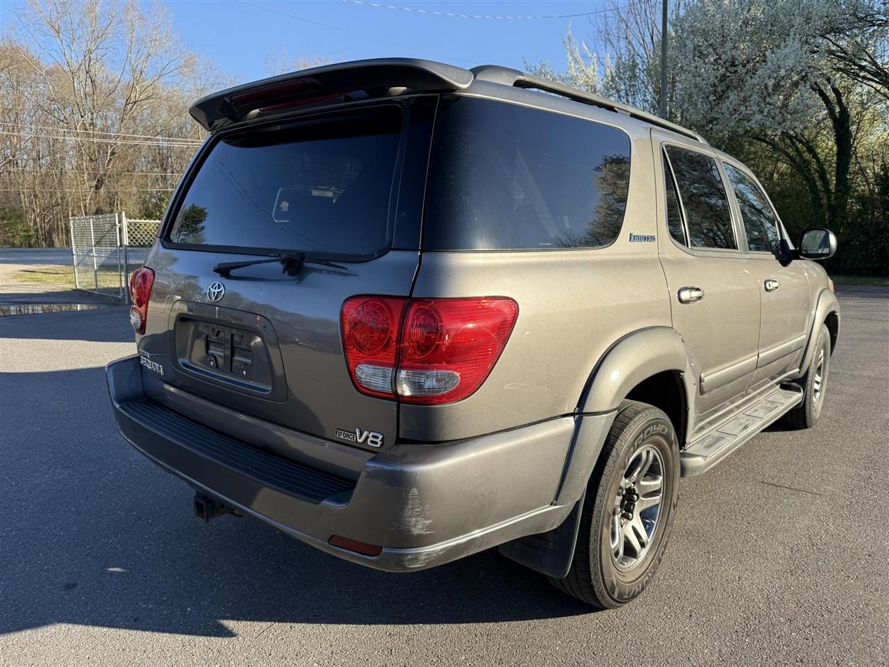 Toyota Sequoia  2007