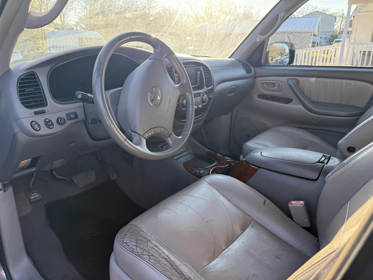 Toyota Sequoia  2007